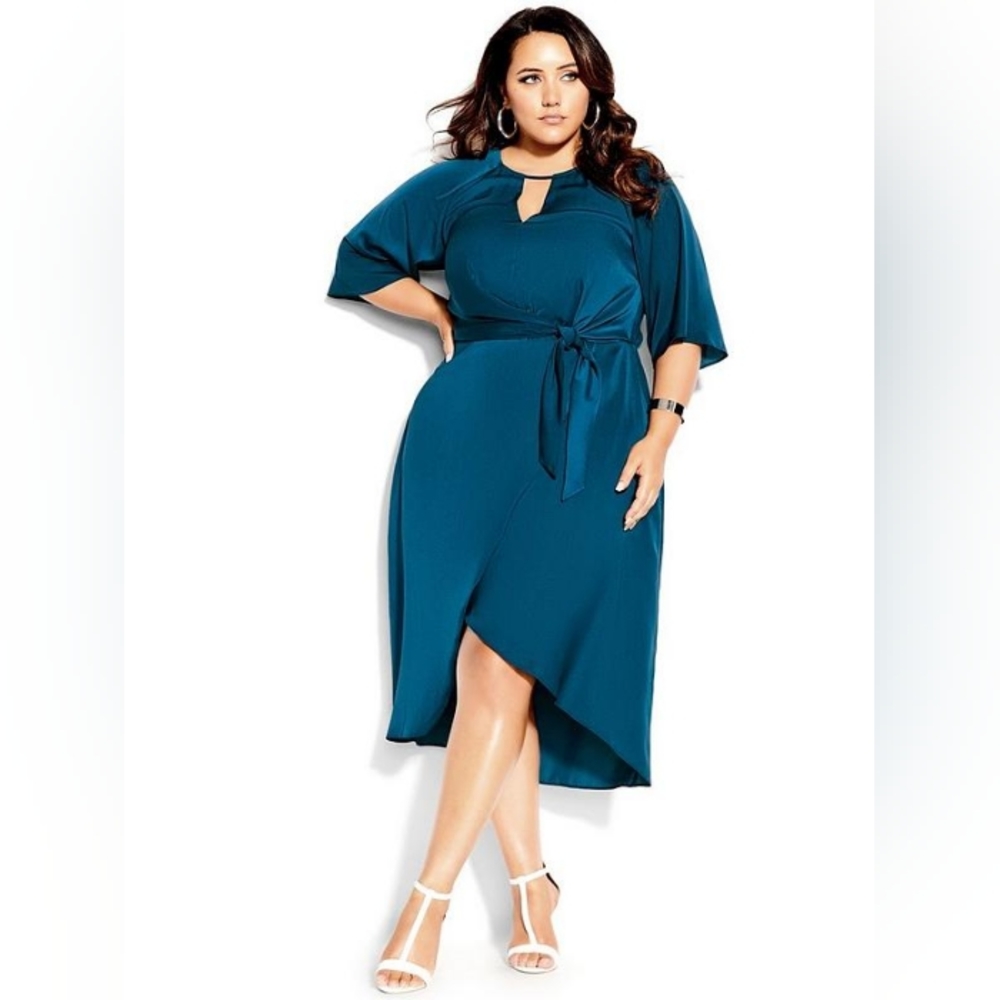 City Chic Sleek Tie Dress in Jade!